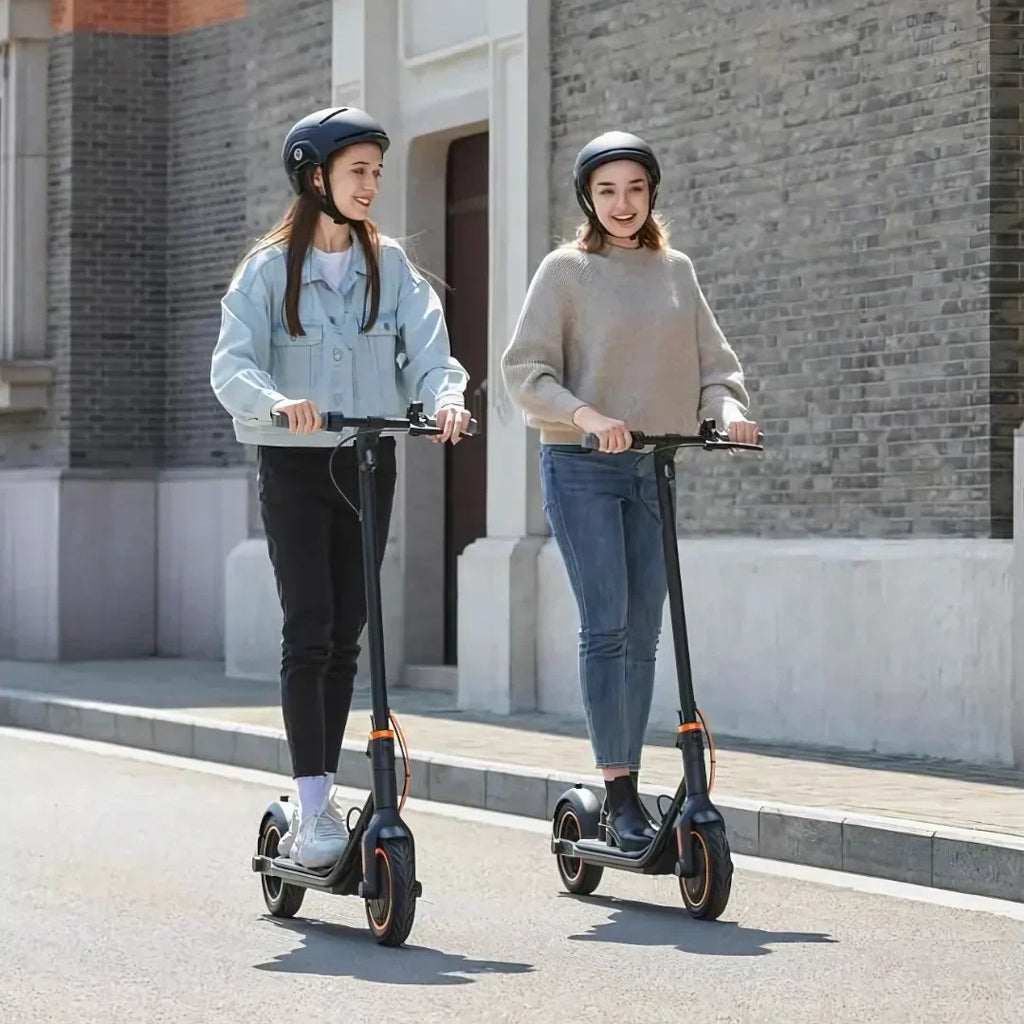 Segway - F30 Scooter w/ 18.6 Max Operating Range & 15.5mph Max Speed - Gray - AA.00.0010.84 - Excellent Condition