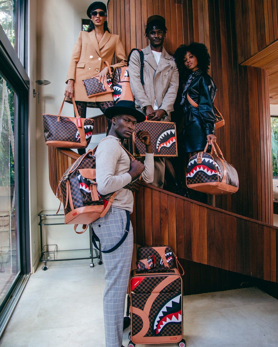 HENNY AIR TO THE THRONE ATTACH� BRIEFCASE