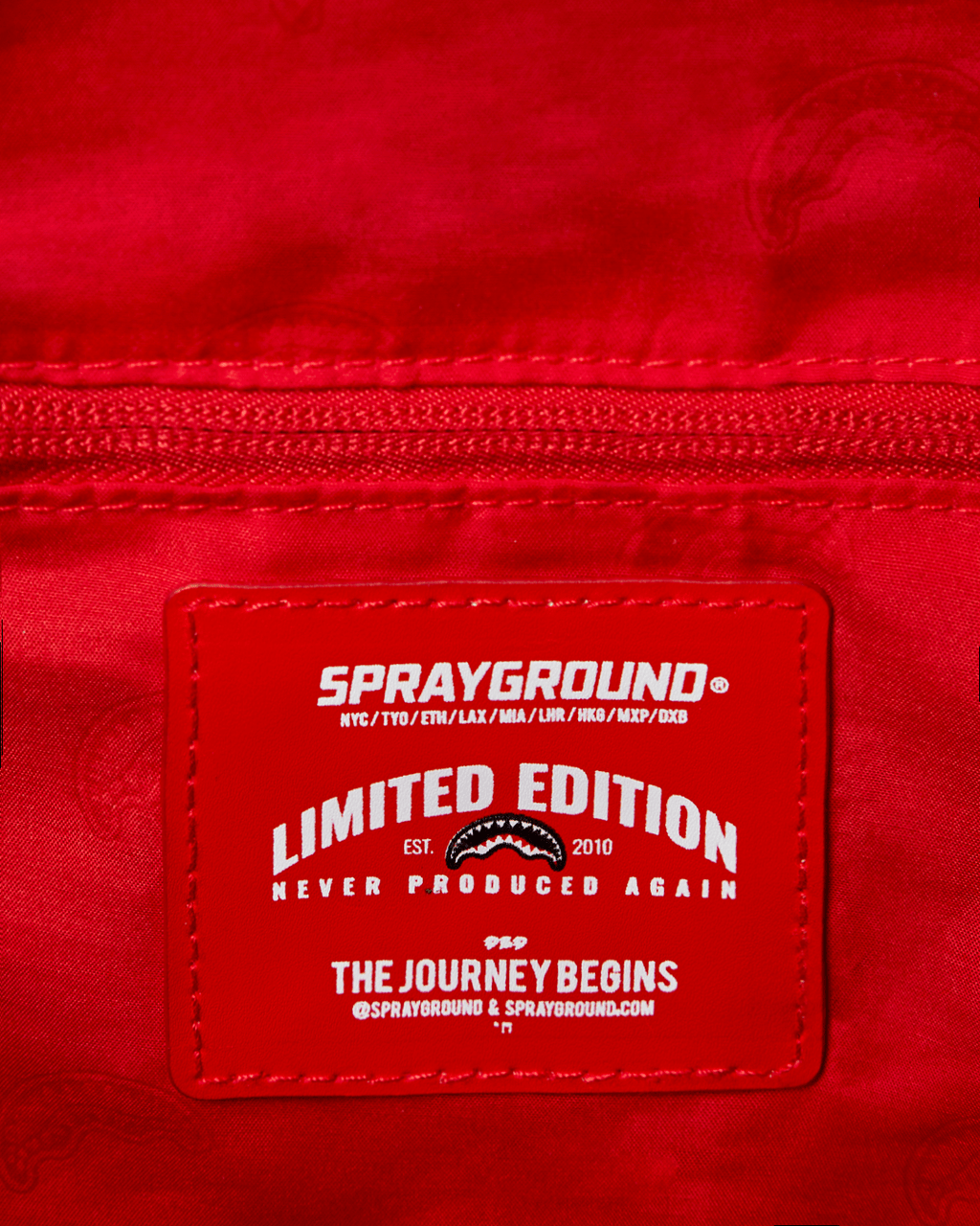 GLOBAL MOGUL CARGO CROSSBODY
