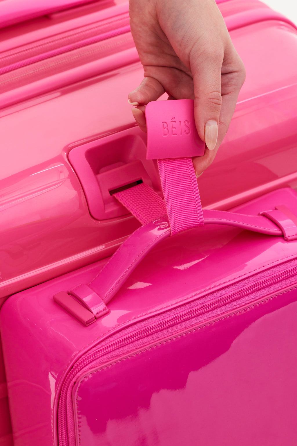 The Medium Check-In Roller in Barbie? Pink