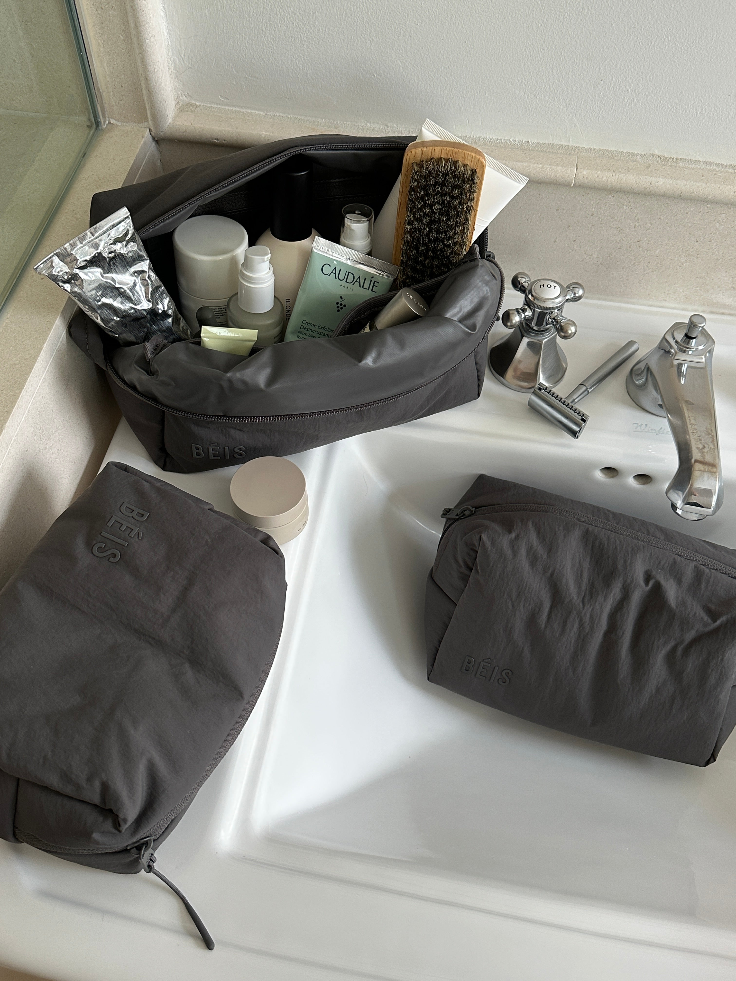 The Air Weekend Travel Set