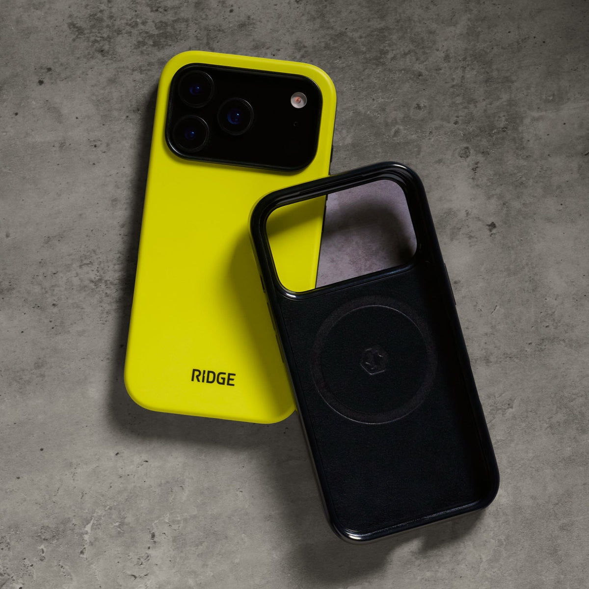 Everyday Phone Case - iPhone 17 Pro Max - Hyper Lime
